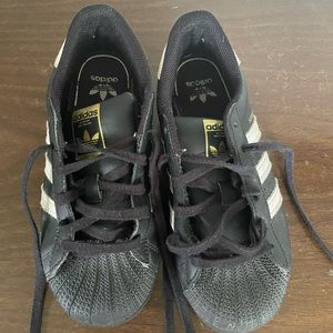 Adidas - Boys Size 2 - Superstar Shoes